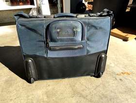 Freecycle Folding luggage