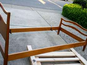 Freecycle Single Bed Frame