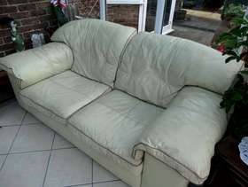 Freecycle Beautiful leather sofa
