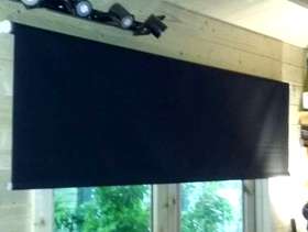 Freecycle Roller blinds; blackout, two.