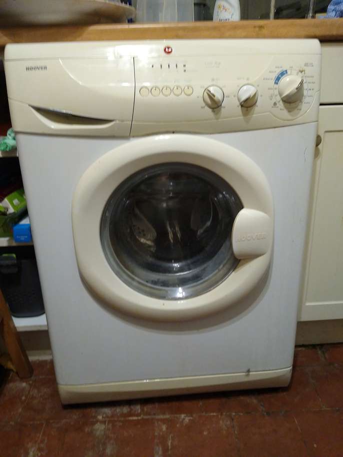 FreelyWheely Hoover front loading washing machine