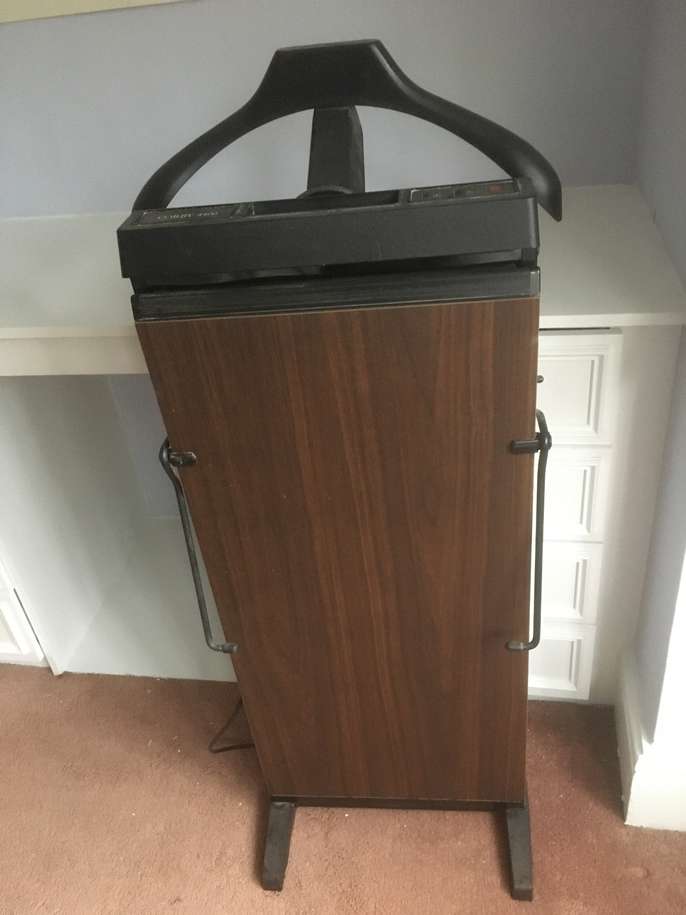 FreelyWheely Corby 4400 trouser press