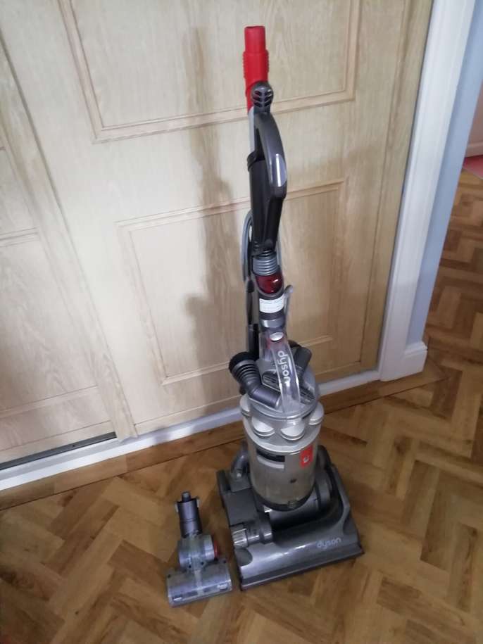 FreelyWheely: Dyson DC14