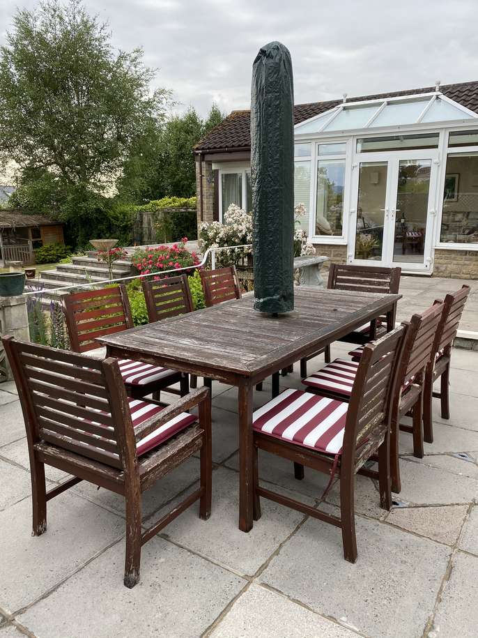 FreelyWheely: Wooden Garden table and 8 chairs, plus cushions and parasol