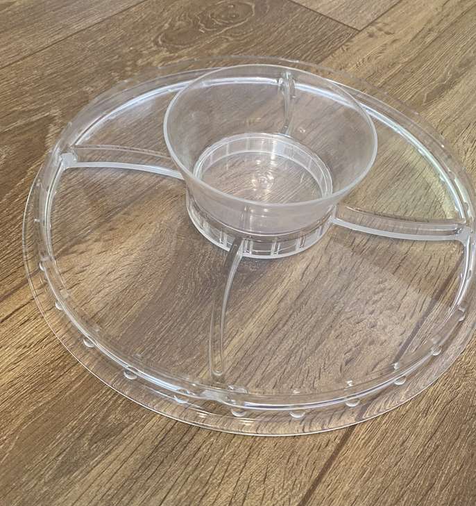 FreelyWheely Chip and dip serving platter