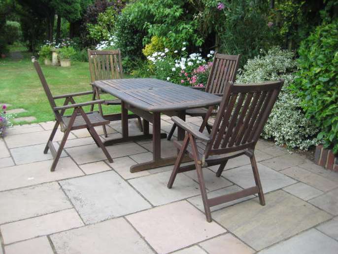 FreelyWheely Garden Furniture
