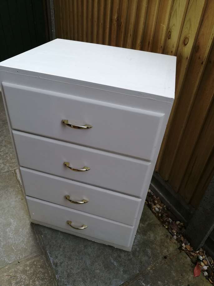 FreelyWheely Small Wooden Chest of Drawers