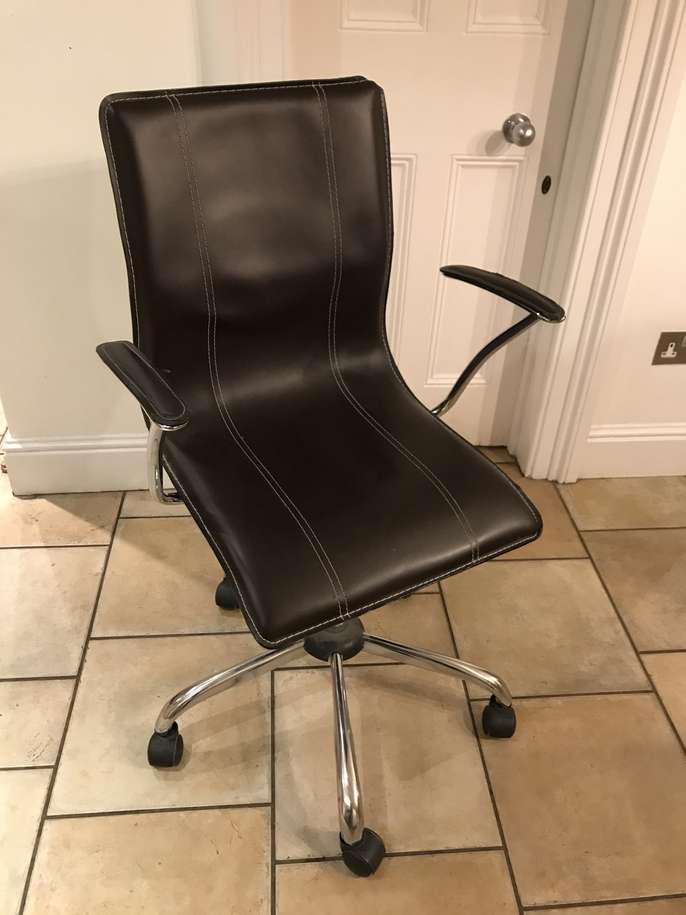 FreelyWheely Office chair