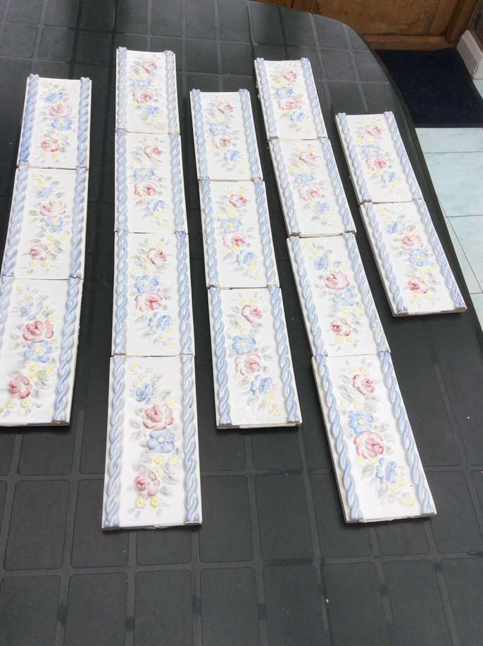 FreelyWheely Border Tiles