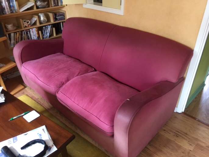 FreelyWheely Habitat Sofa