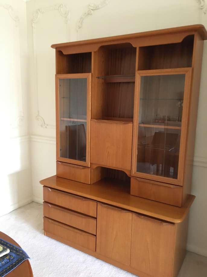 FreelyWheely Sakol Glass fronted