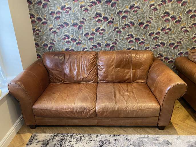 FreelyWheely 2 & 3 Seater Leather Sofas