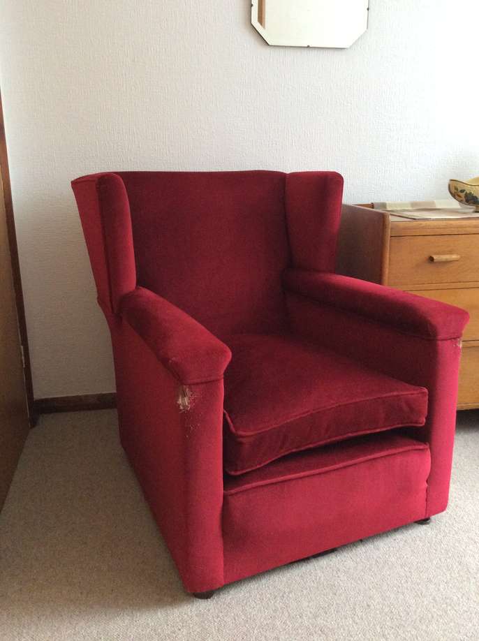 FreelyWheely Very Comfortable Armchair