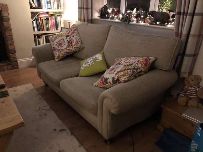 FreelyWheely Two very good sofas free to good home