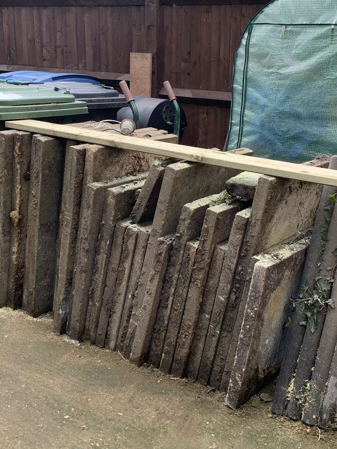 FreelyWheely Paving slabs