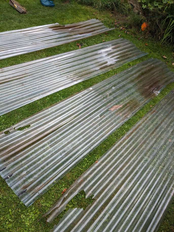 FreelyWheely 4 Sheets Corrugated PVCu Clear plastic