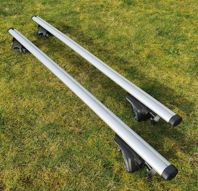 FreelyWheely Thule roof bars 127cm