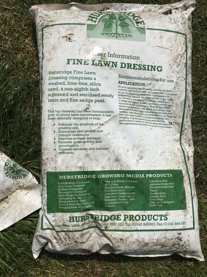 FreelyWheely £40 Hurstridge fine lawn dressing (top dressing) total