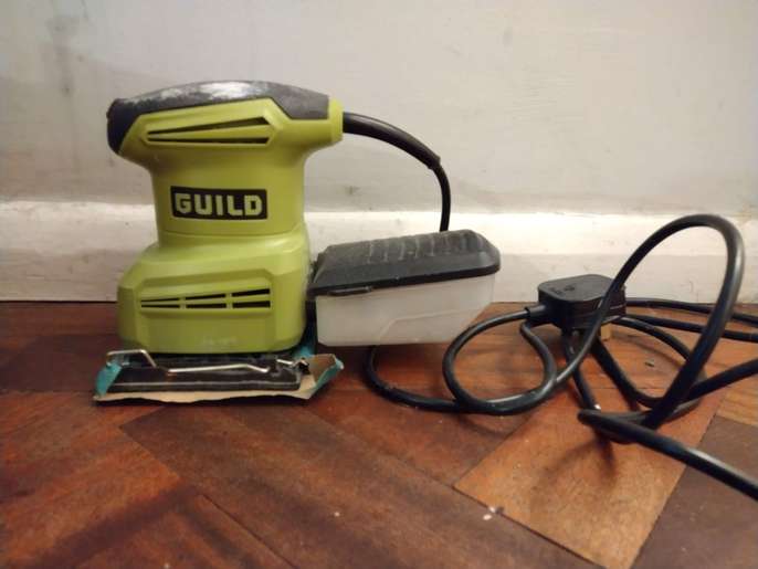 FreelyWheely Handheld sander