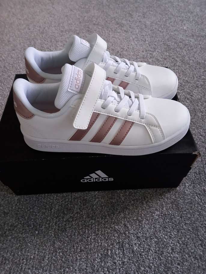 adidas trainers size 2