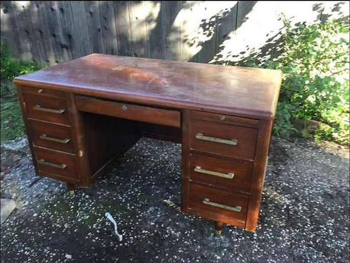 FreelyWheely Furniture Galore!