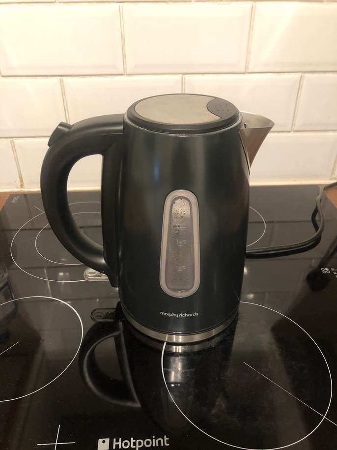 FreelyWheely Morphy Richards electric kettle 1.7L