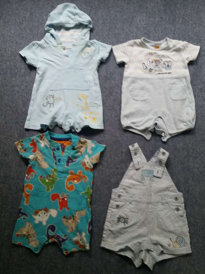 FreelyWheely Baby Clothes 0 to 3 months.