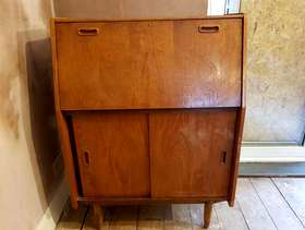 Freecycle Vintage bureau