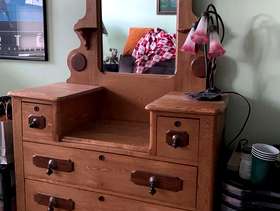 Freecycle Dresser