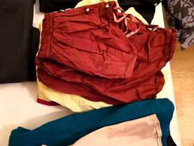 Freecycle Bundle of 12-14 clothing (ladies)