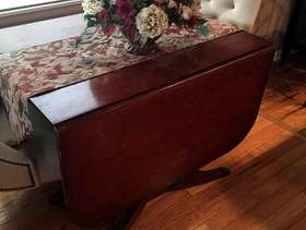 Freecycle Duncan Phyfe table