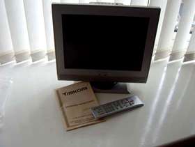 Freecycle Worthing mikomi small screen 37cm tv