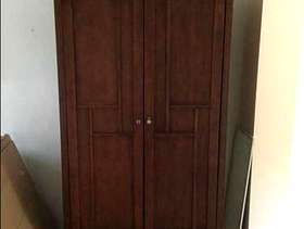 Freecycle Wardrobe - good condition