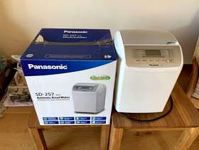 Freecycle Panasonic SD-257 Automatic Bread Maker