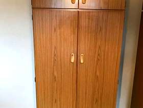Freecycle Schreiber Double Wardrobe with top storage