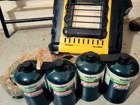 Freecycle Propane heater with 4 canisters