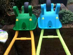 Freecycle 2 childrens’ plastic wheelbarrows and 2 wheel scooter