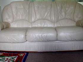 Freecycle 3 seater leather settee