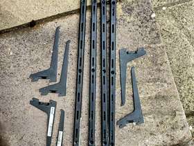 Freecycle Homebase metal shelving struts