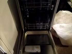 Freecycle Integrated dishwasher