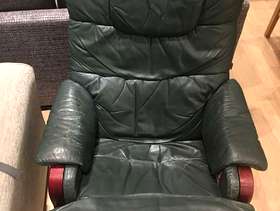 Freecycle Green rotatable chair