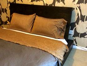 Freecycle Modern wood queen double bed for free if you pick ...