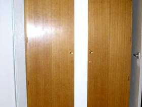 Freecycle Mans Double Wardrobe