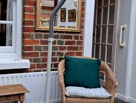 Freecycle Reading lamp, natural light