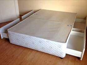 Freecycle Divan double bed base (with four storage drawers)