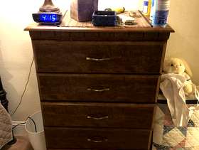 Freecycle Lamp table with drawers