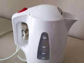 Freecycle Small electric kettle
