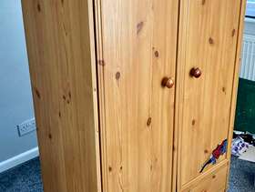 Freecycle Childs Wardrobe
