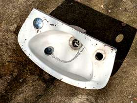 Freecycle Small sink