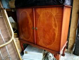 Freecycle TV cabinet